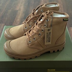 Palladium Brown Canvas Boots